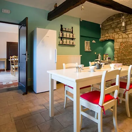 Semesterbostad Le Relais Du Malpas Namur